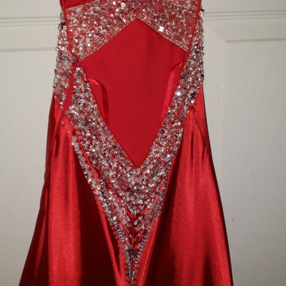 Formal - Picture 3 of 5